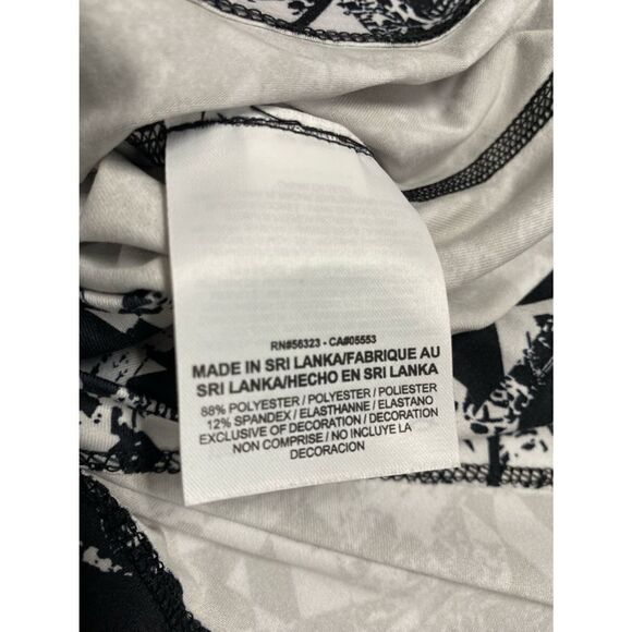 Nike Dri-Fit Black & White Slim Fit Racer Back Workout Tank Top - Picture 5 of 6